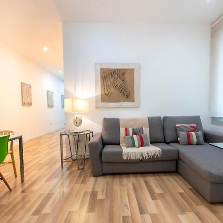 For You Rentals New Design Apartment Temporal Puerta Del Sol Pre10A Madrid Buitenkant foto