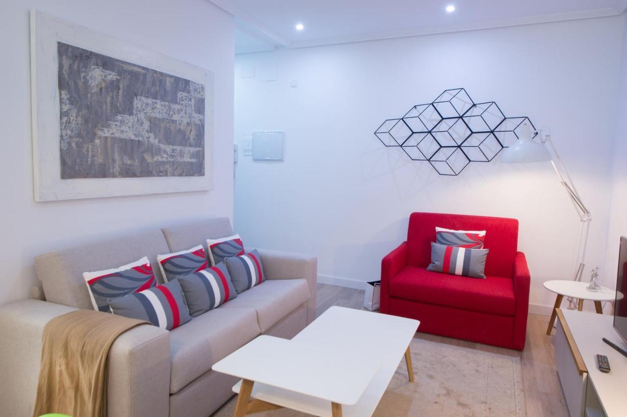 For You Rentals New Design Apartment Temporal Puerta Del Sol Pre10A Madrid Buitenkant foto